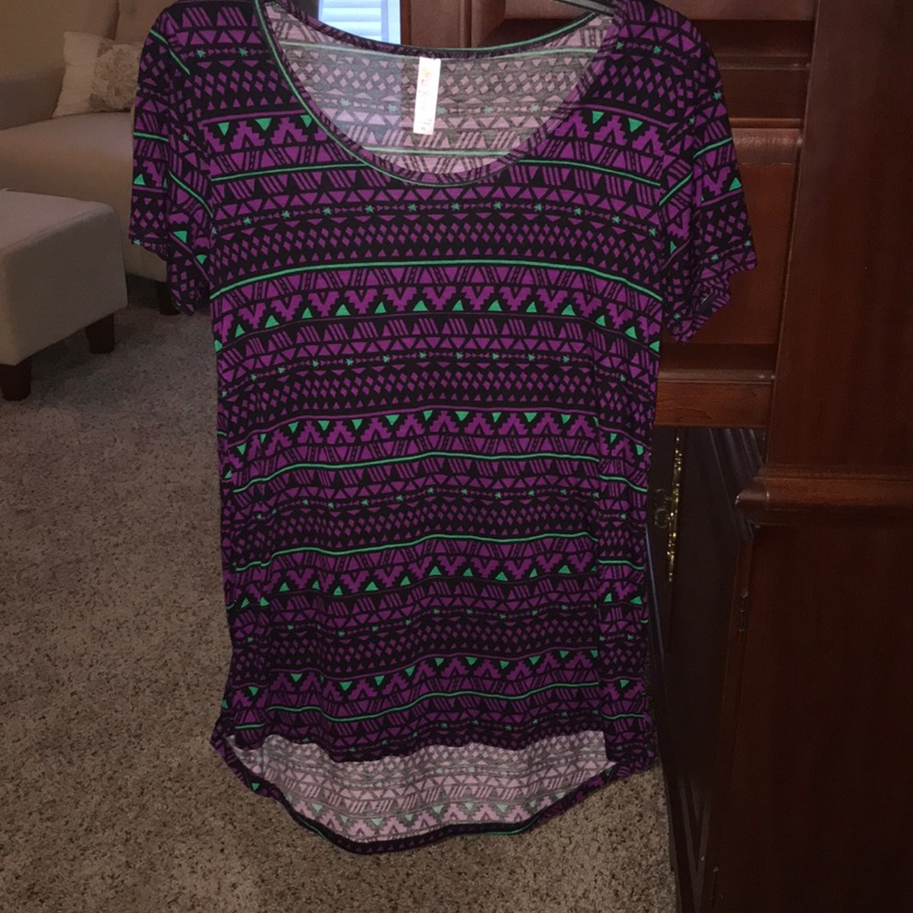 Lularoe Classic Tee